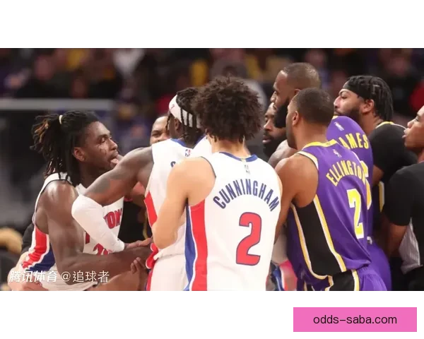 绿巨人领衔超级阵容马克西詹姆斯美队东契奇雷神斯图尔特争锋