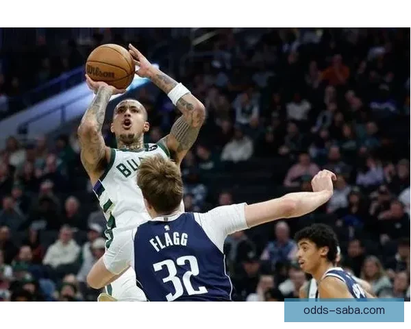 罗林斯砍24分三分火力全开雄鹿大胜独行侠库兹马AJ格林高分助阵